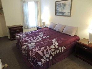 Cottage, 4 kamar tidur (Timber Oaks) | Didekorasi berbeda-beda dan dilengkapi dengan perabotan berbeda-beda