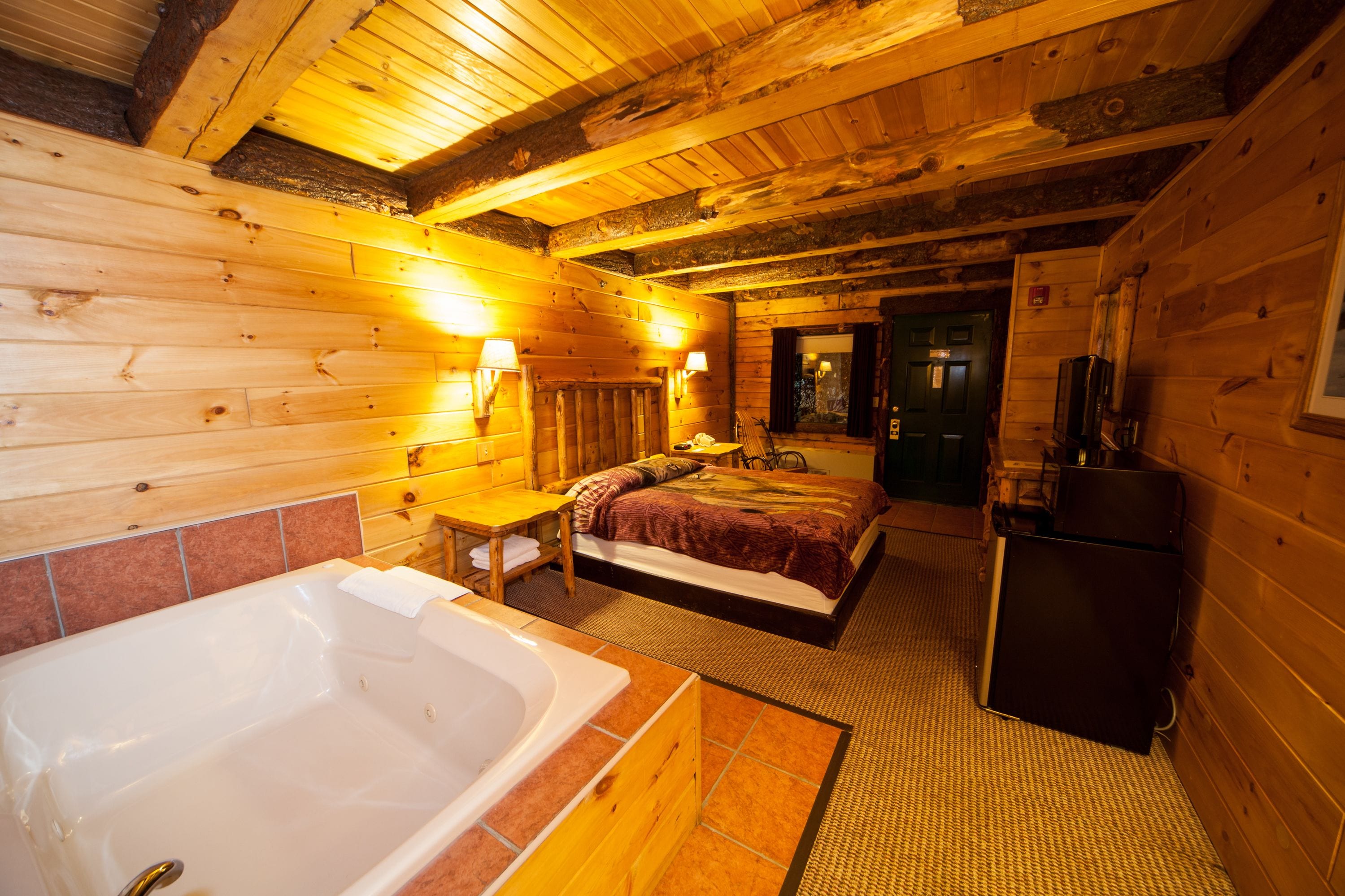 Chambre Deluxe, 1 grand lit, non-fumeurs | Baignoire relaxante profonde