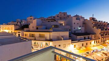 Double or Twin Room, Balcony | Premium bedding, in-room safe, soundproofing, free WiFi