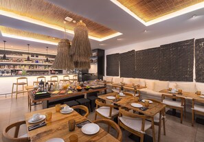 Daily buffet breakfast for a fee - Hotel Baltum (Albufeira)