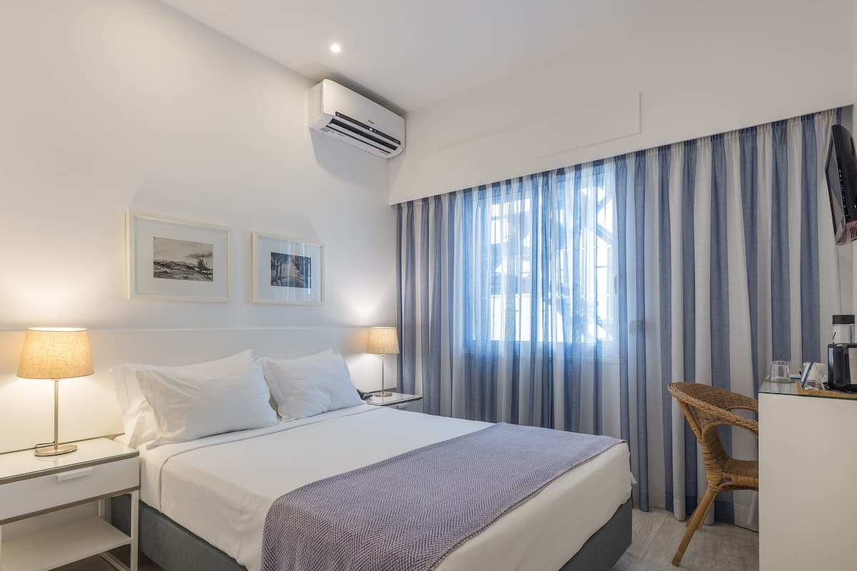 Double Room | Premium bedding, in-room safe, soundproofing, free WiFi