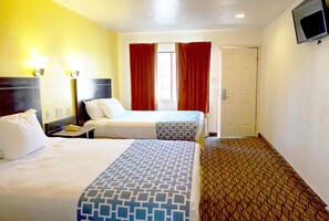 Standard Double Room | Desk, iron/ironing board, free WiFi