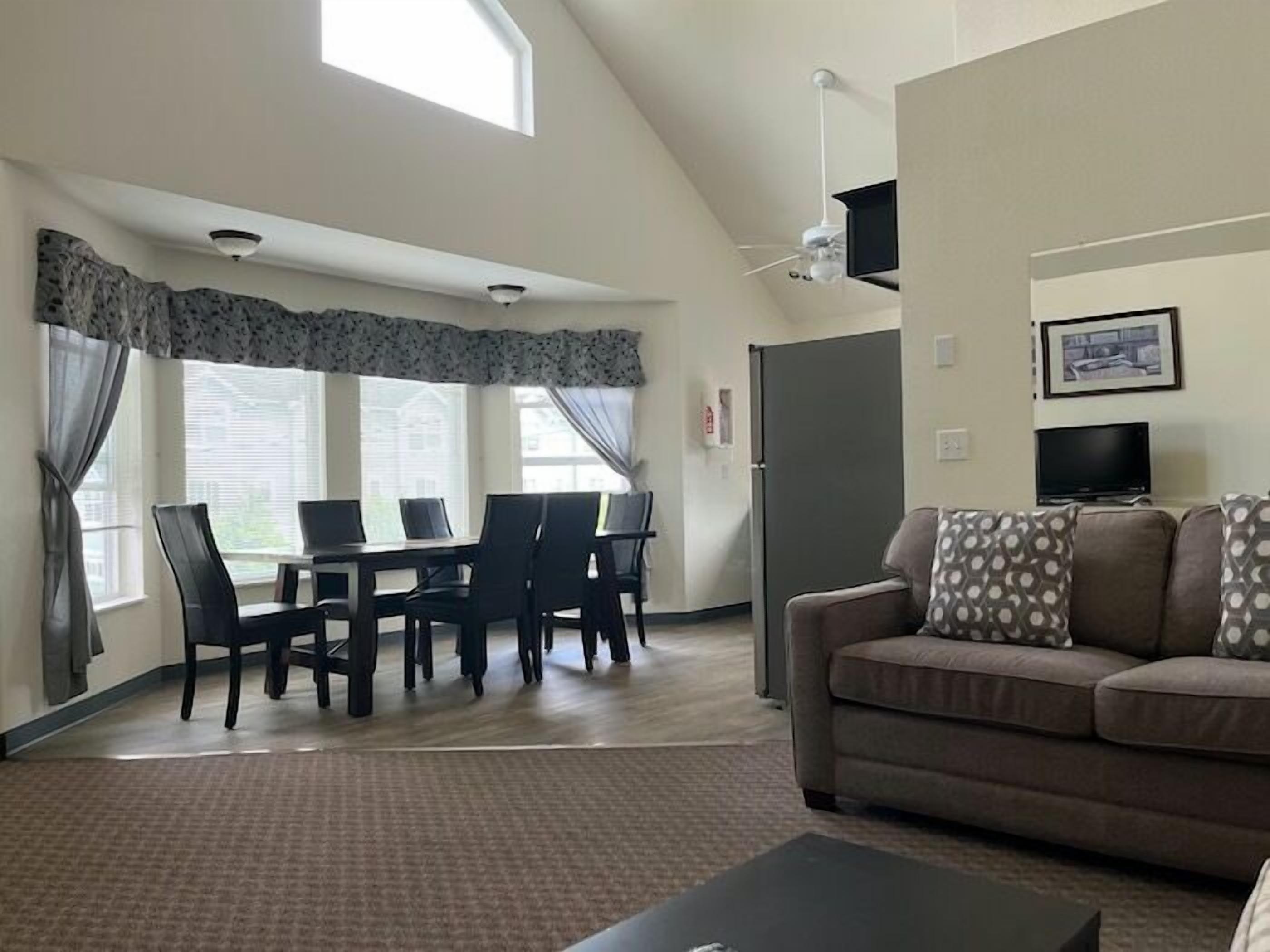 Grand villa | Luxe beddengoed, donsdekens, pillowtop-bedden, individueel gedecoreerd