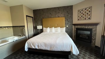 Mt. Baker Suite | 1 bedroom, premium bedding, down comforters, pillowtop beds