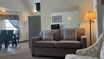 King Villa | Premium bedding, down comforters, pillowtop beds, individually decorated