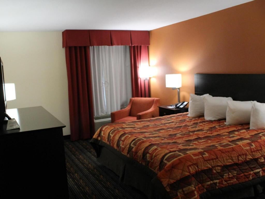 特色家居、熨斗/熨衣板、免费 WiFi、床单