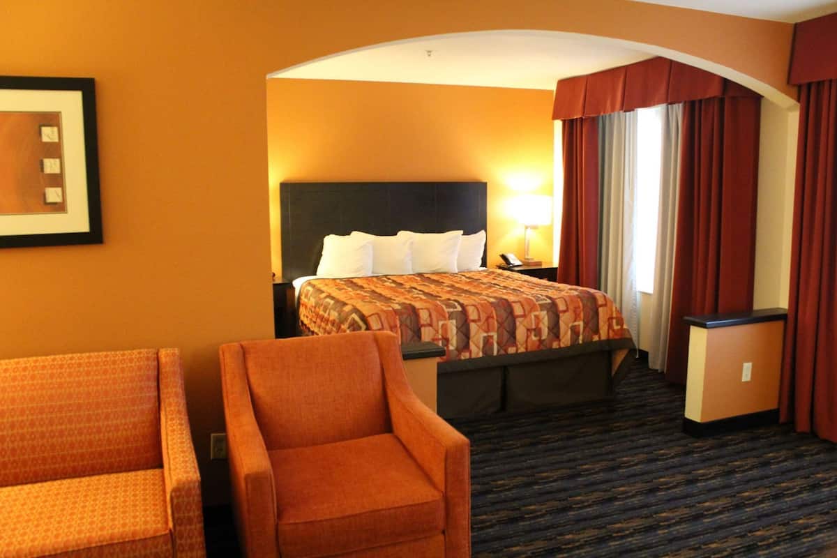 Individually furnished, iron/ironing board, free WiFi, bed sheets