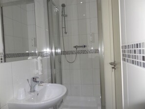 Bathroom - Hotel Unique (London)