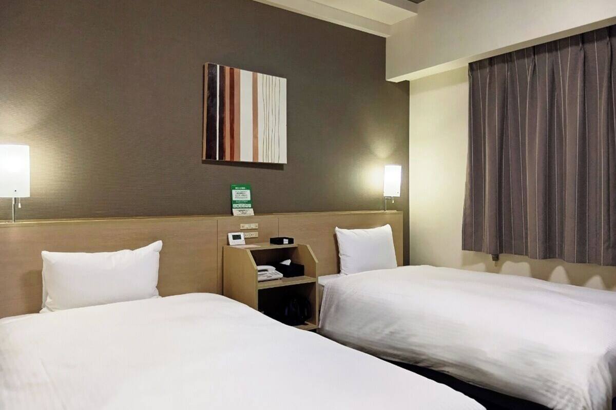 1 bedroom, desk, free wifi, bed sheets