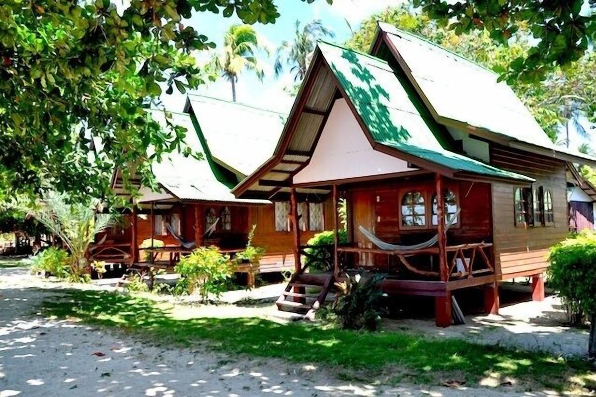 Beach Front Bungalow Air Con | Außenbereich