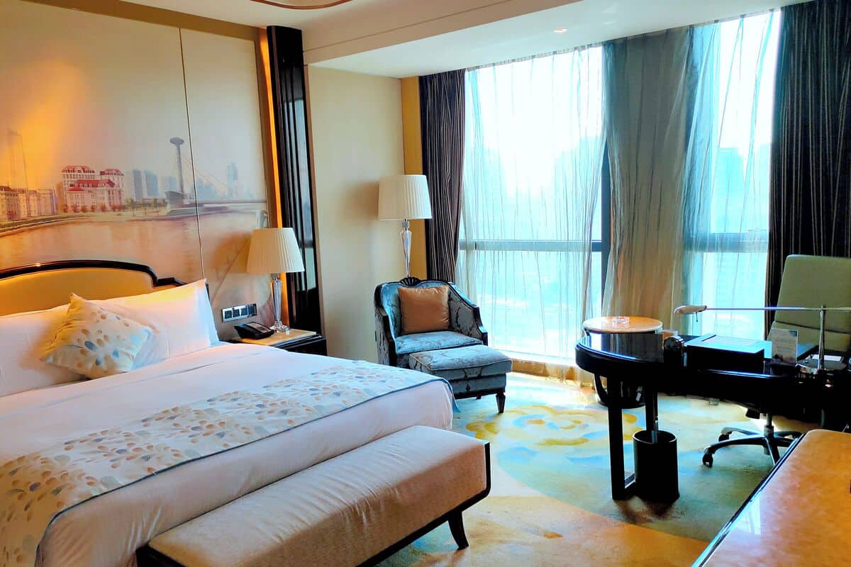 Executive Double Room, River View | 1 bedroom, minibar, in-room safe, desk