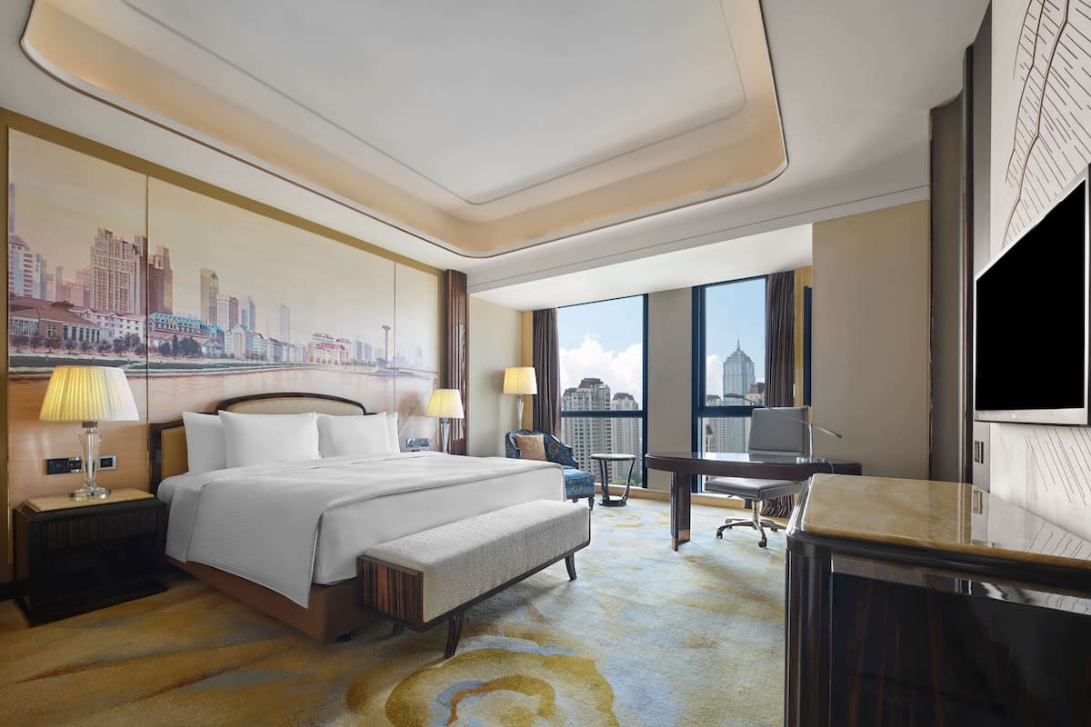 1 bedroom, minibar, in-room safe, desk