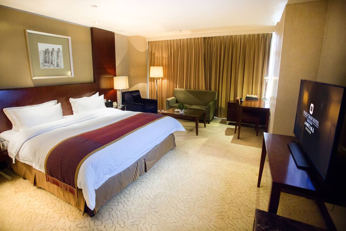 Minibar, in-room safe, desk, blackout drapes
