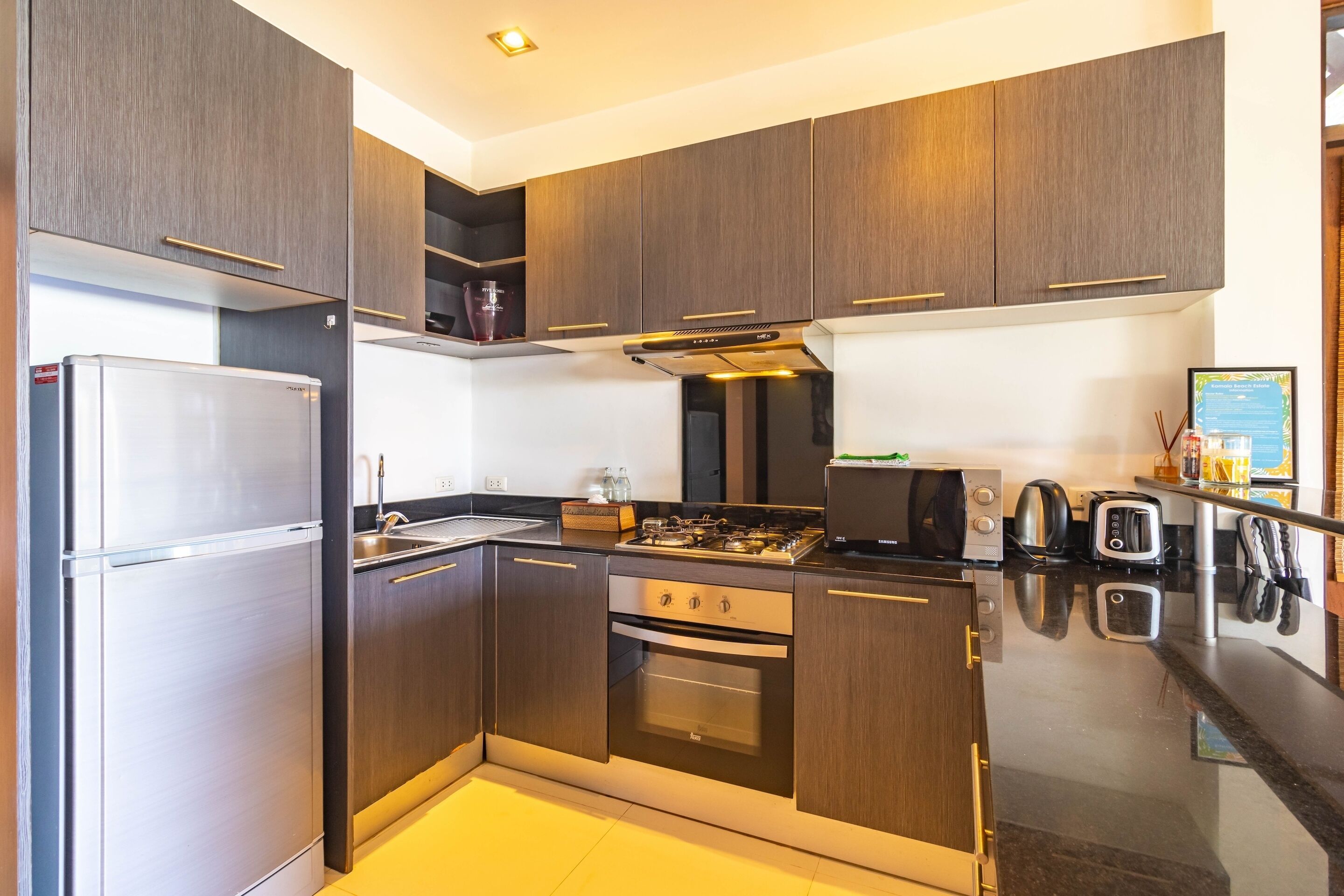 2 bedroom andaman suite | private kitchen | fridge, microwave, stovetop, coffee/tea maker