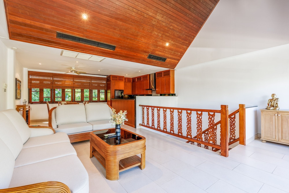 Kamala Beach Estate Resort by null