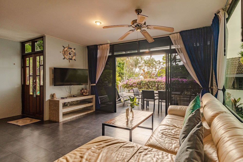 Kamala Beach Estate Resort by null