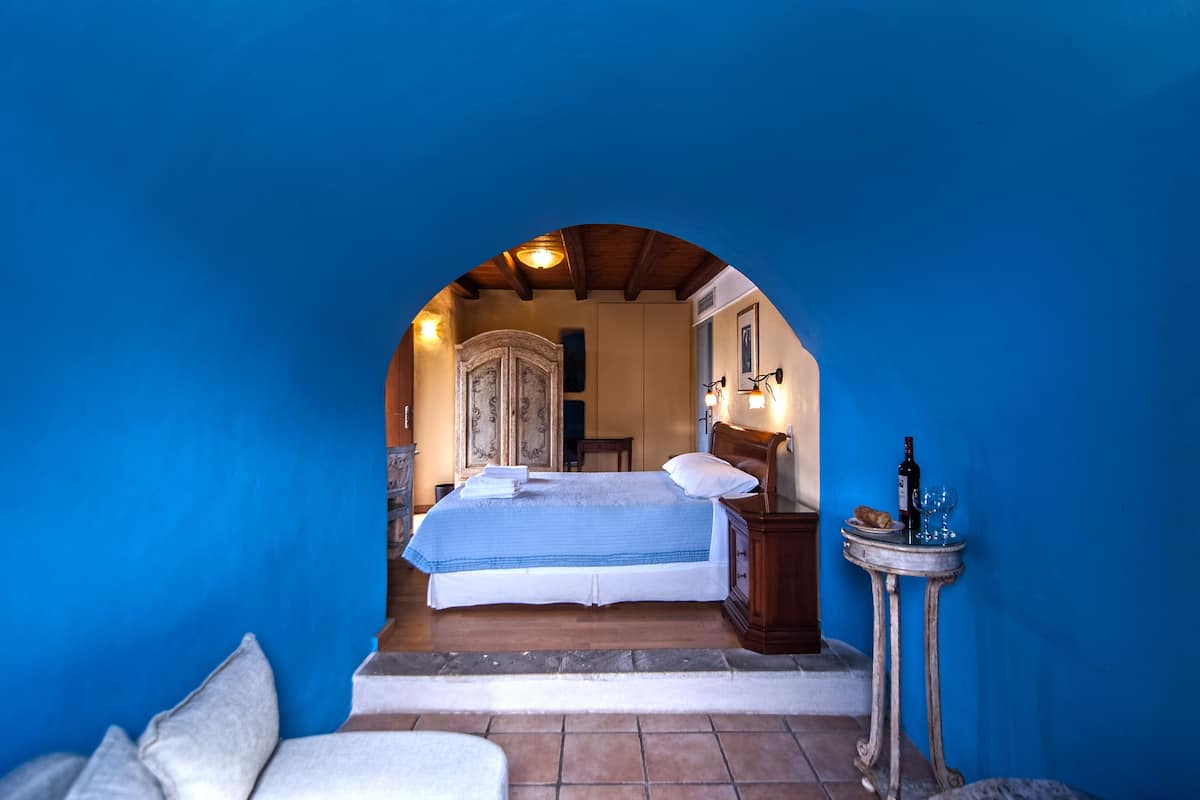 junior studio suite | 1 bedroom, minibar, in-room safe, individually decorated