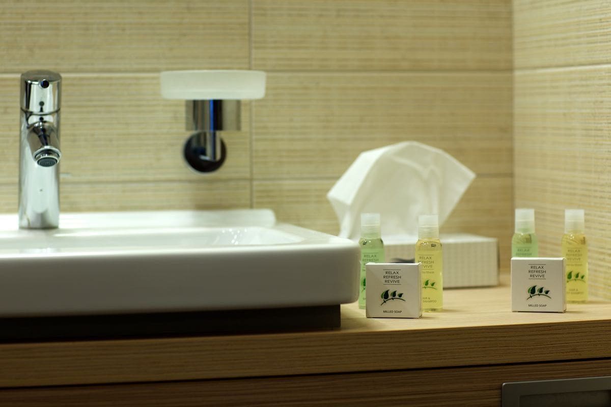 Bathroom amenities
