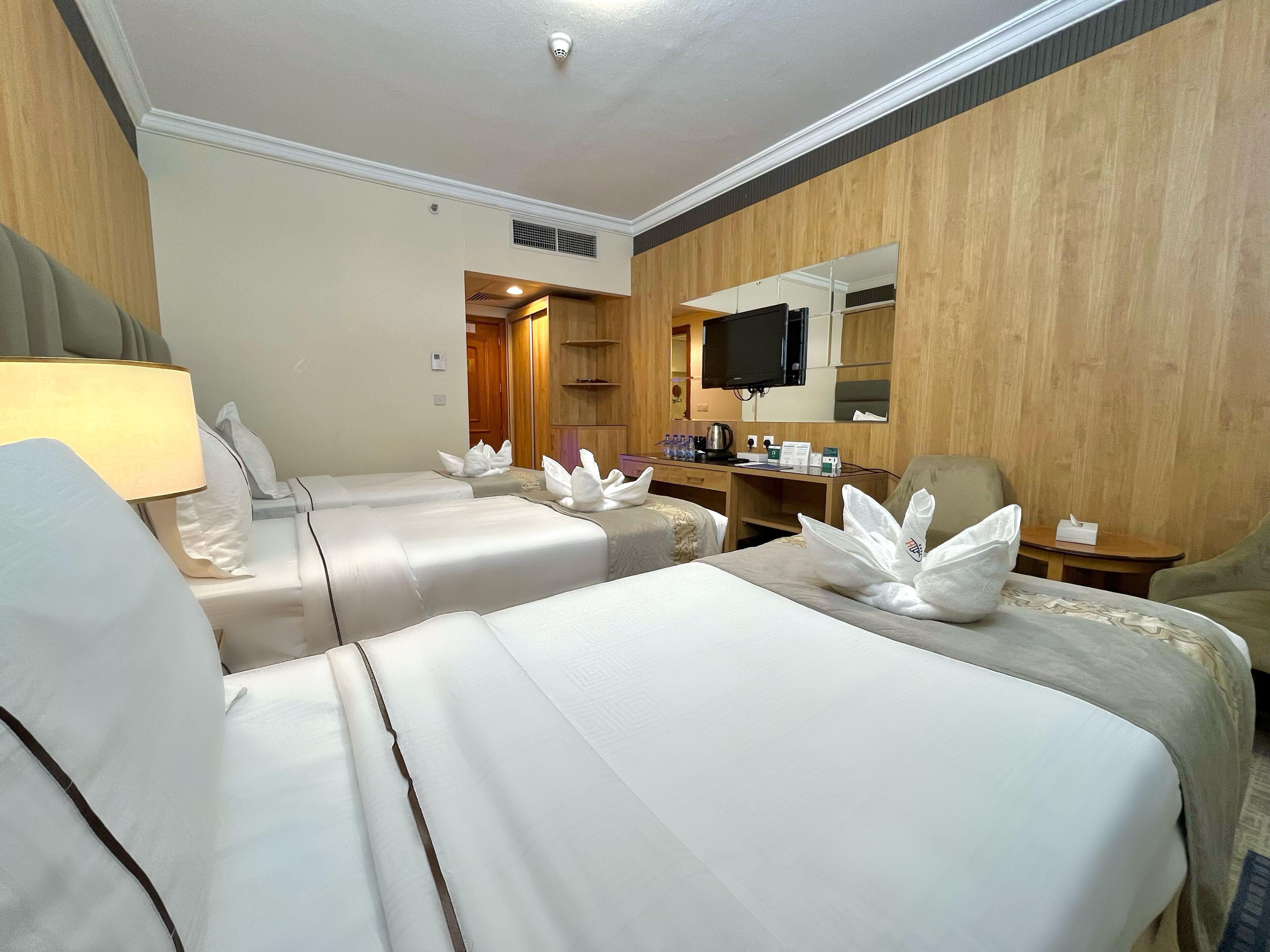 Standard Triple Room | In-room safe, soundproofing, free WiFi, bed sheets