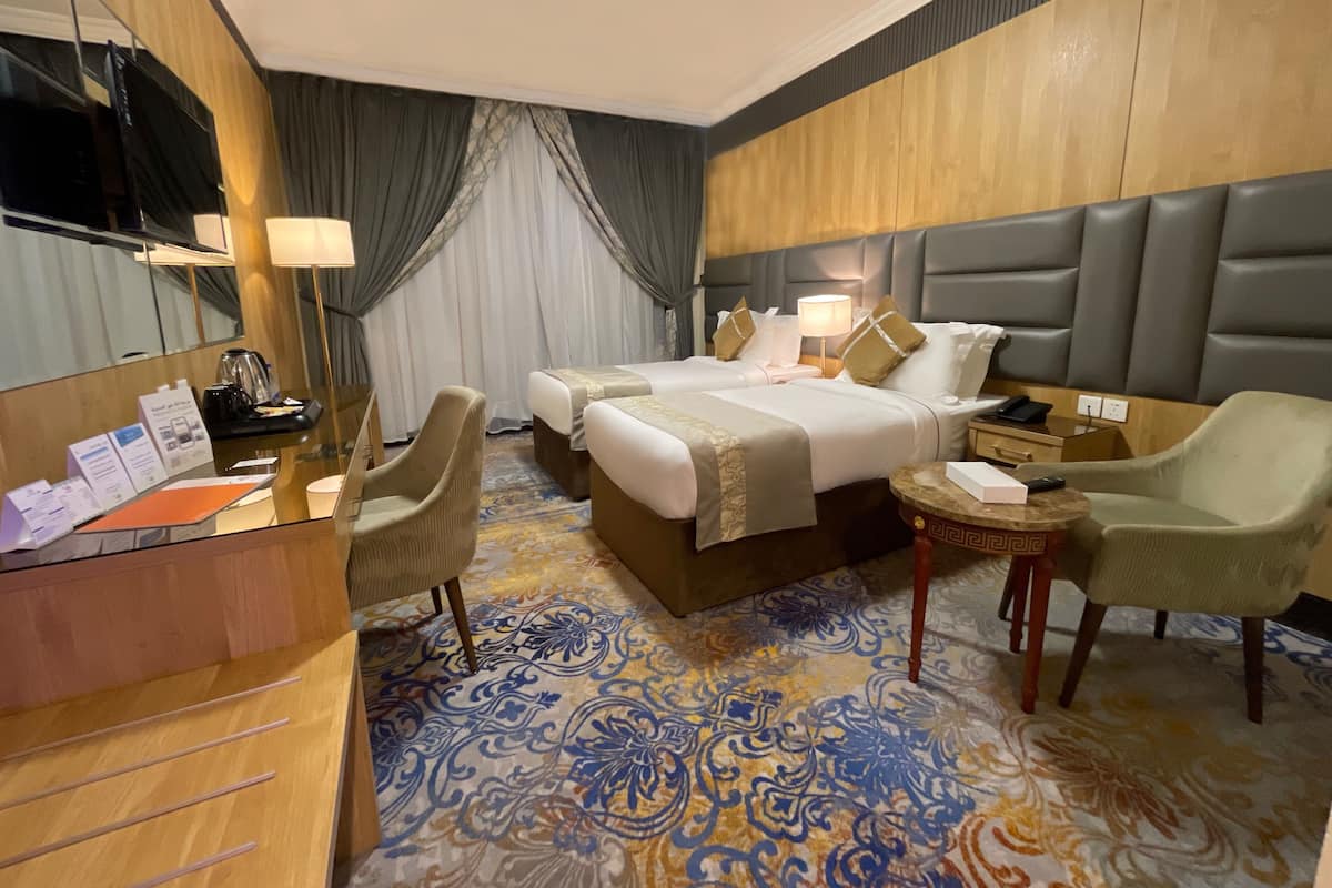 Standard Double Room | In-room safe, soundproofing, free WiFi, bed sheets