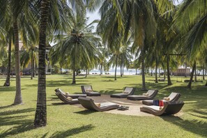 Garden - Uga Bay - Pasikuda (Pasikuda)