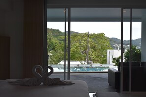 Romantic Room | Minibar, in-room safe, desk, free WiFi - Lae Lay Suites (Karon)