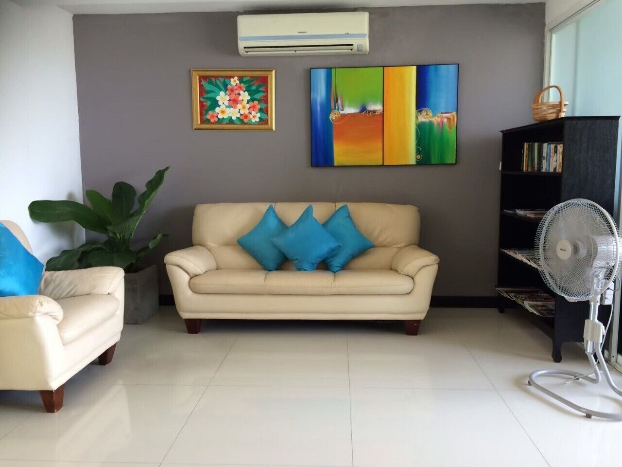 32-inch tv with cable channels