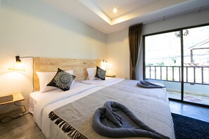 2 bedrooms, in-room safe, free WiFi, bed sheets - Kata Bella Resort (Karon)