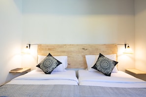 Deluxe Room | 2 bedrooms, in-room safe, free WiFi, bed sheets