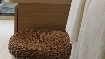 Garden Terrace Suite | Bathroom | Shower, free toiletries, hair dryer, slippers