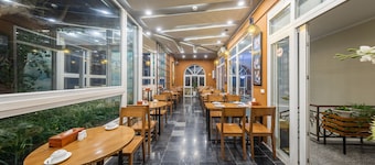 A25 Hotel - 23 Quan Thanh