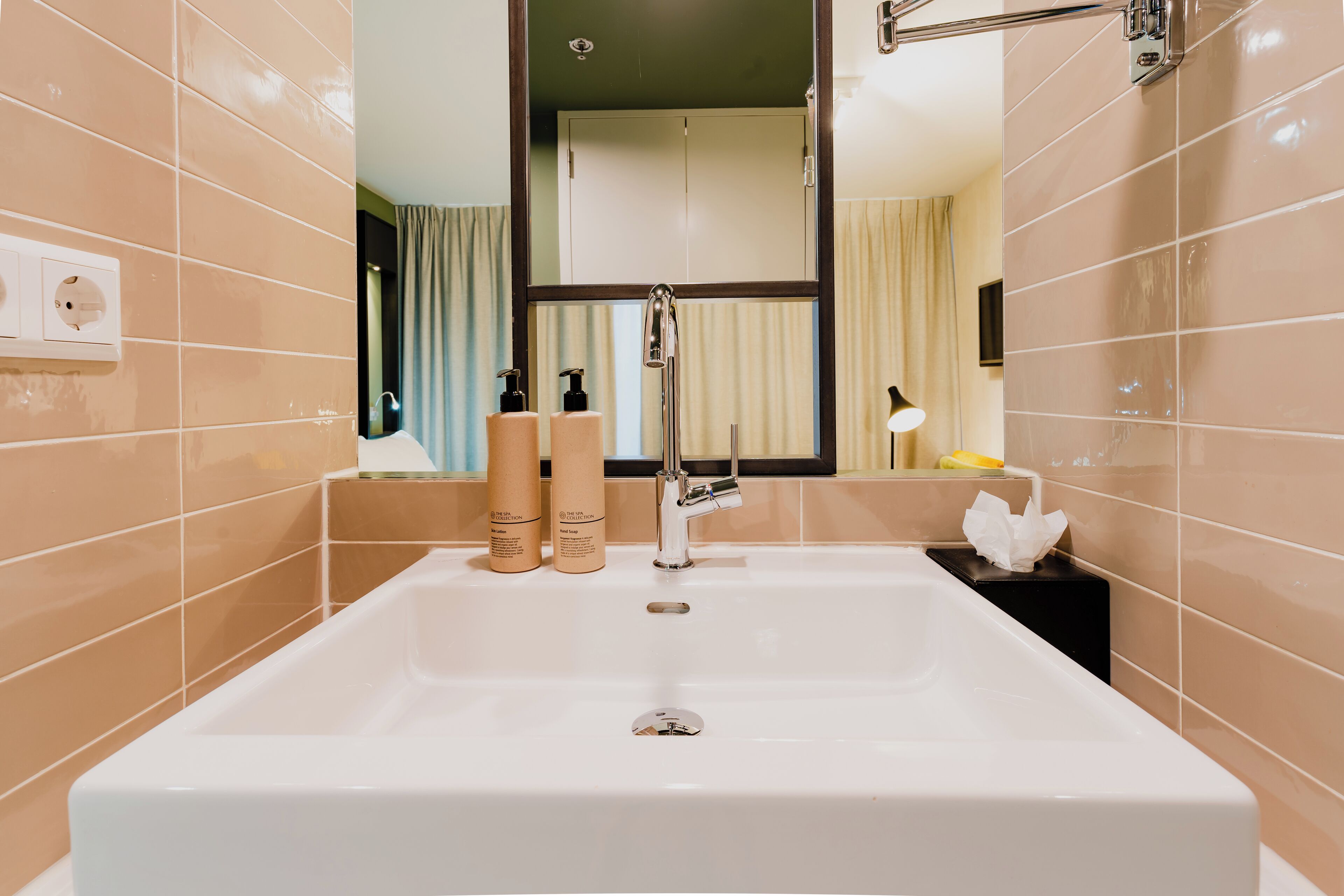 1 bedroom, hypo-allergenic bedding, in-room safe, desk