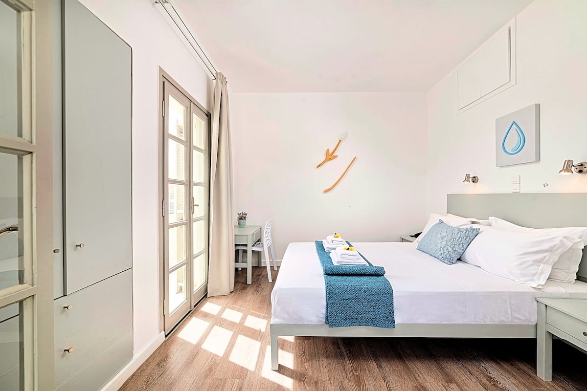 suite | egyptian cotton sheets, premium bedding, down duvets