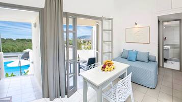 Suite | Egyptian cotton sheets, premium bedding, down comforters