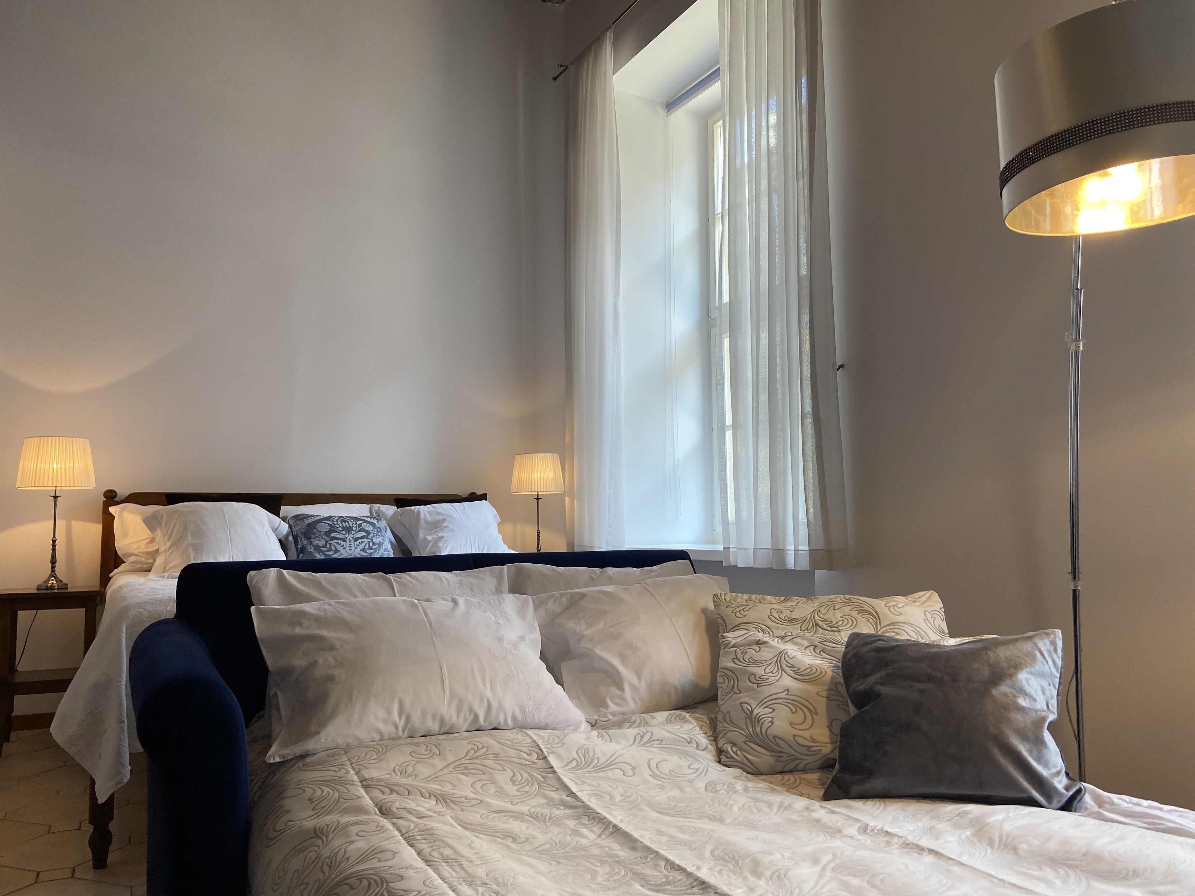 deluxe apartment | egyptian cotton sheets, hypo-allergenic bedding, memory-foam beds