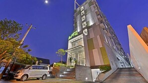 星評価なしの画像、3 / 51、ボタン