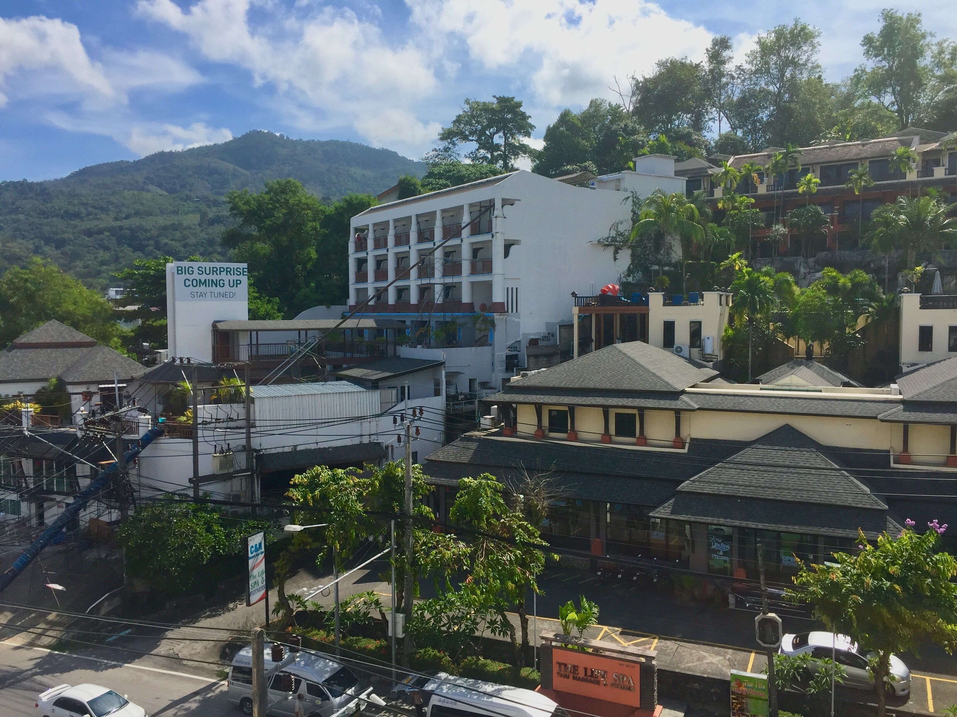 deluxe room | balcony view