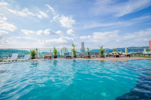 Add Plus Hotel & Spa