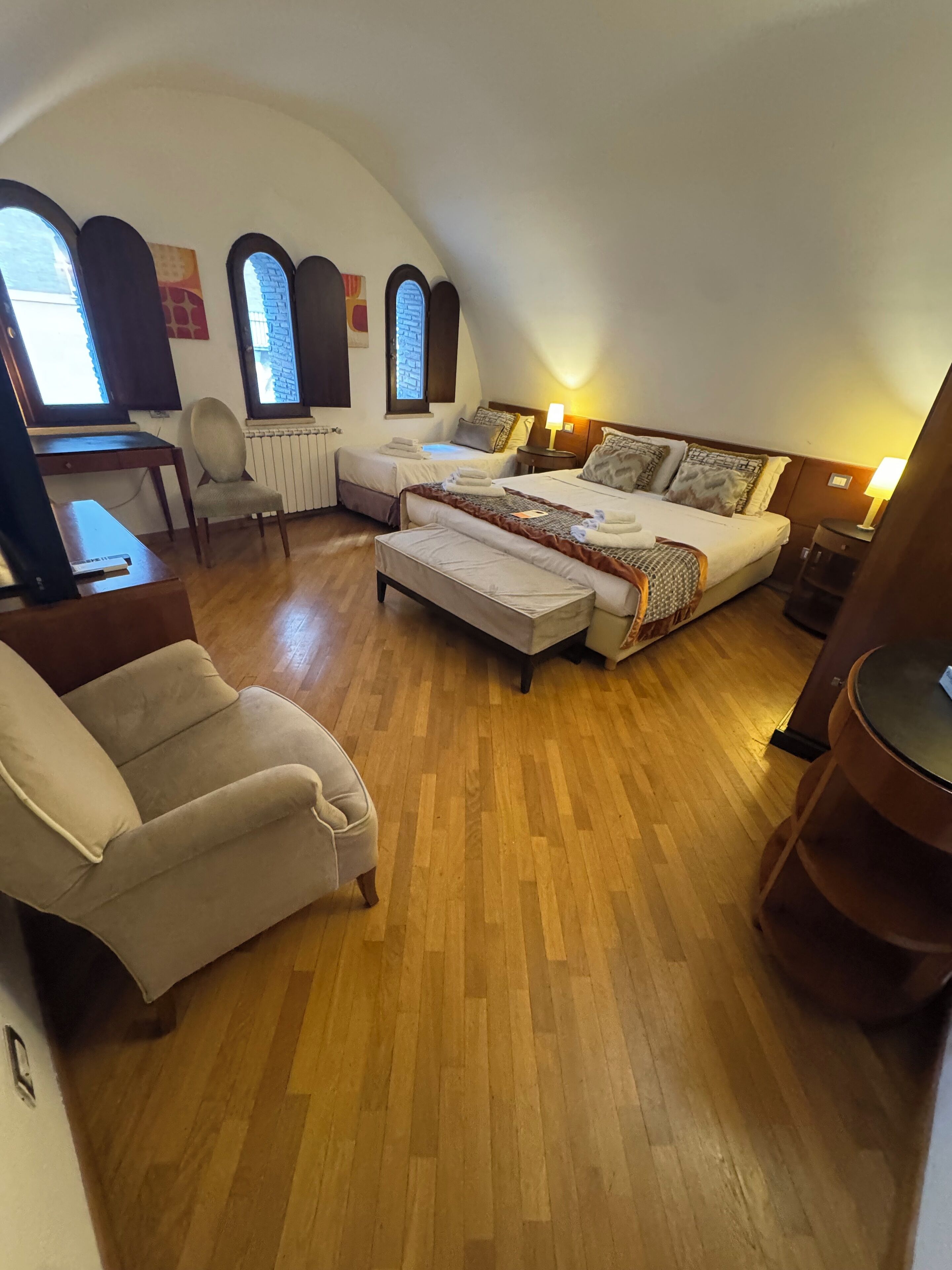 Royal Suite, Annex Building | Minibar, in-room safe, desk, blackout drapes