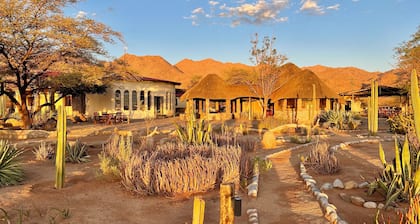 Solitaire Desert Farm