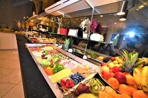 Daily buffet breakfast (EUR 5.00 per person)