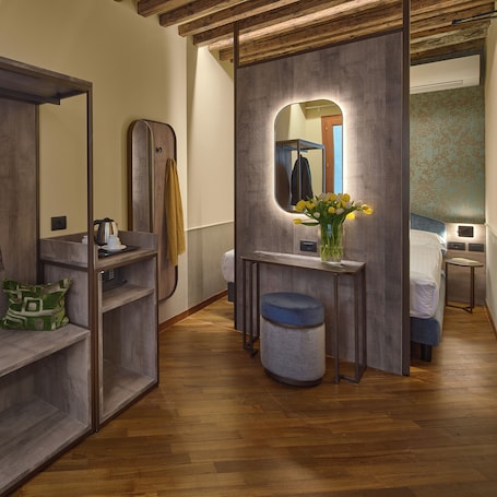 Standard Double or Twin Room. Residenza Favaro
