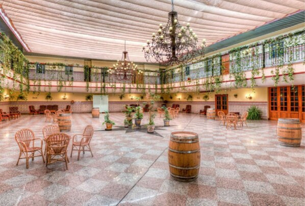 Terrace/patio - Hotel Sandra (Alcala de Guadaira)