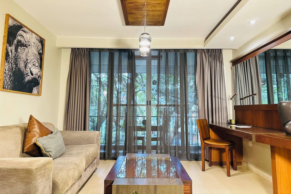 Executive Room, 1 Bedroom | Living area