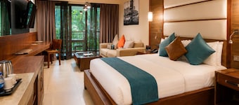 Fairway Hotel & Spa