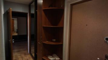 1 bedroom, soundproofing, iron/ironing board, free WiFi