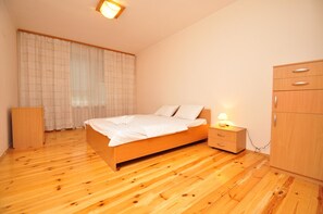 1 bedroom, soundproofing, iron/ironing board, free WiFi - DayFlat Apartments on the Left Bank (Kyiv)