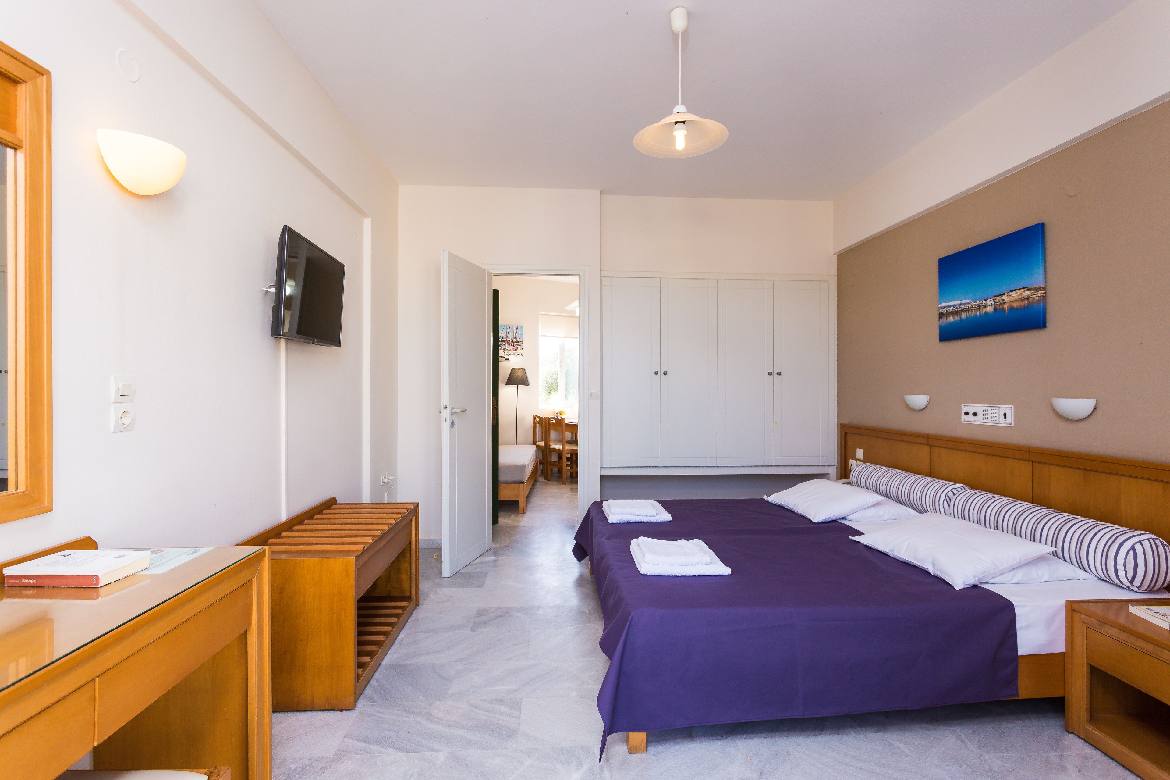 Photo - Radamanthy's Hotel Apartments