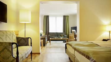 Ropa de cama de alta calidad y minibar