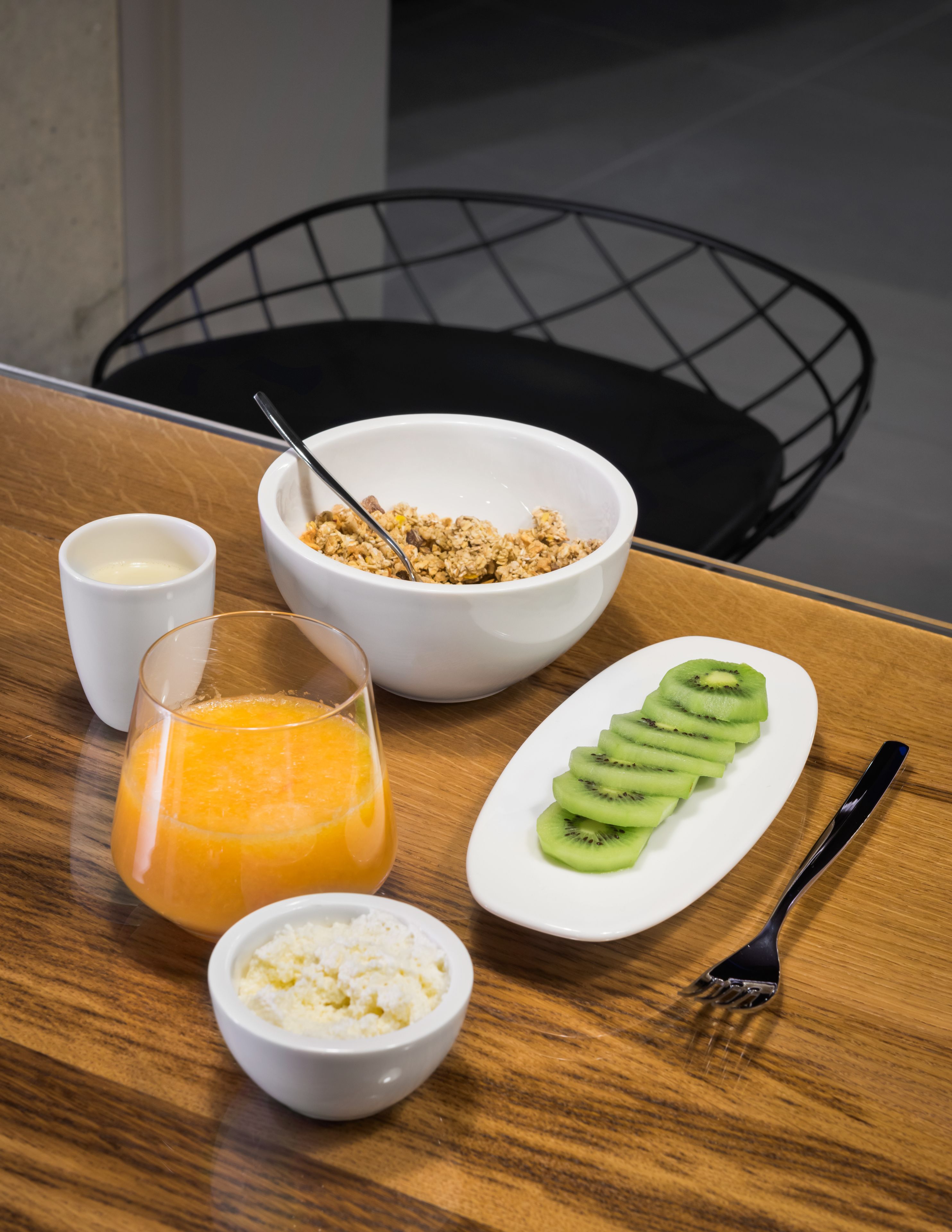 daily buffet breakfast (eur 19 per person)